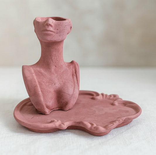 Plateau et Vase Buste Femme vieux rose